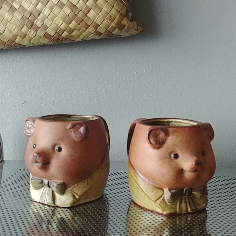 Vintage Giftcraft stoneware bear mugs